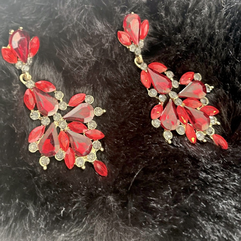 Elegant Chandelier Earrings